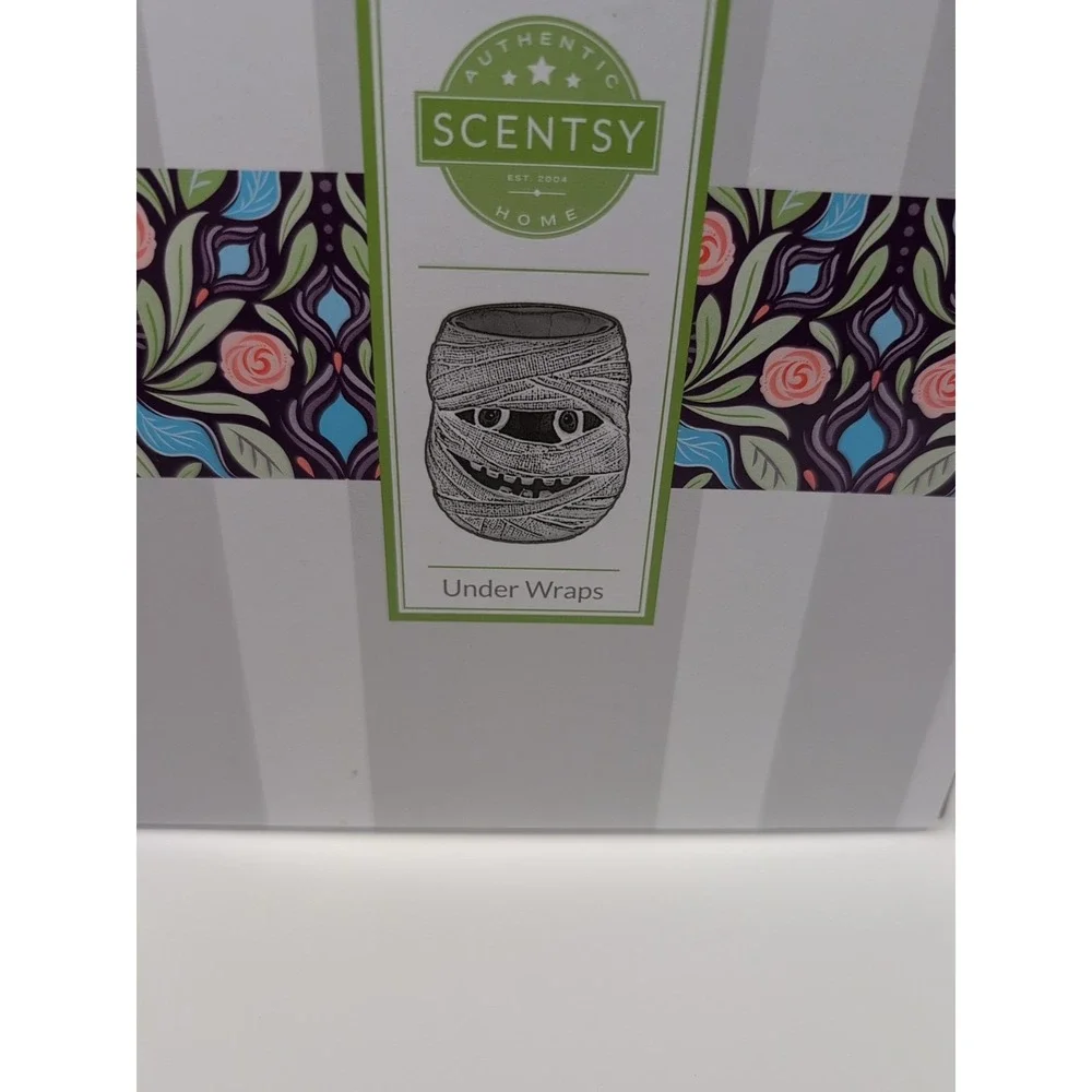 Scentsy Under Wraps Mummy Halloween Wax Warmer Limited Edition New‎ in Box